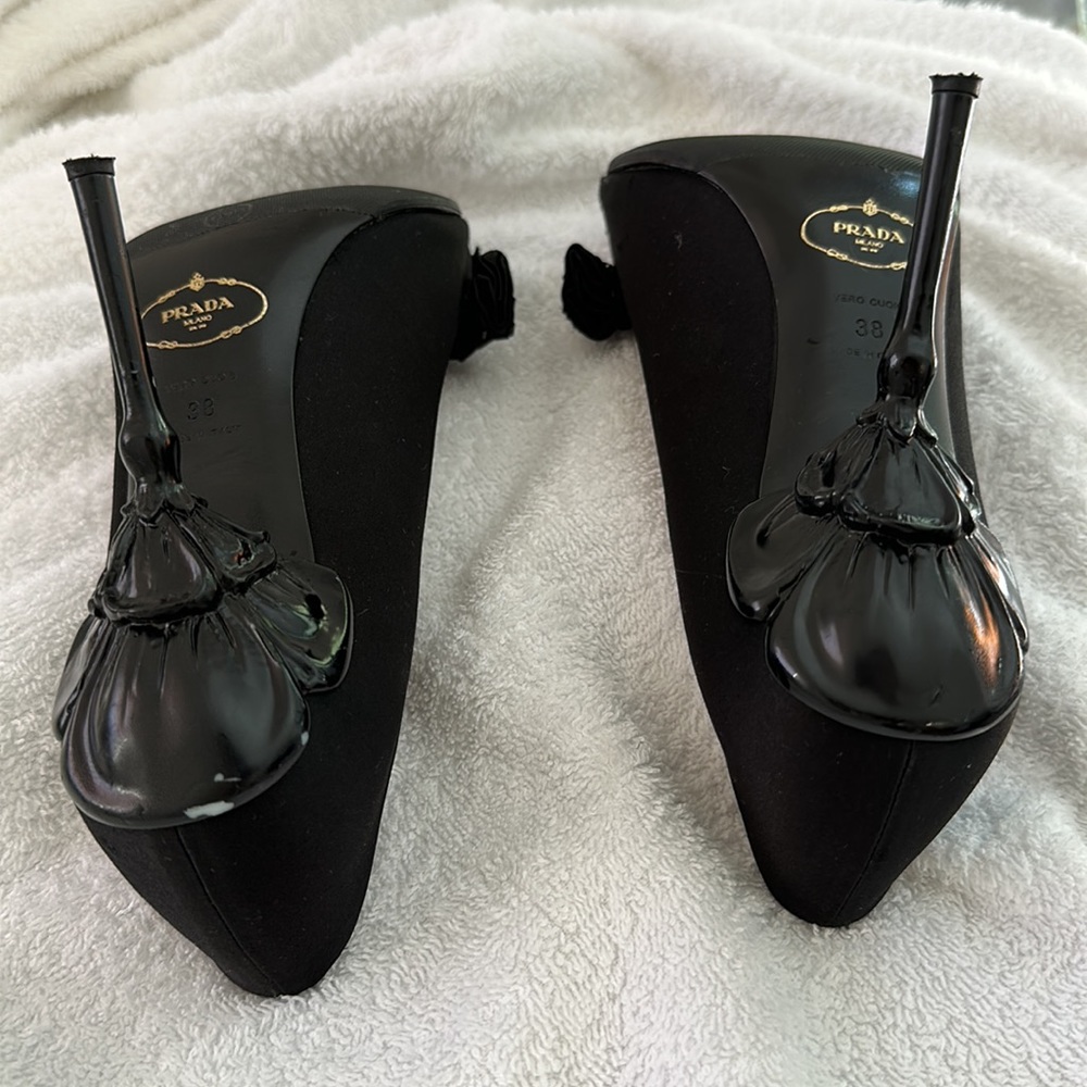 Prada Flower Heel - Picture 7 of 7